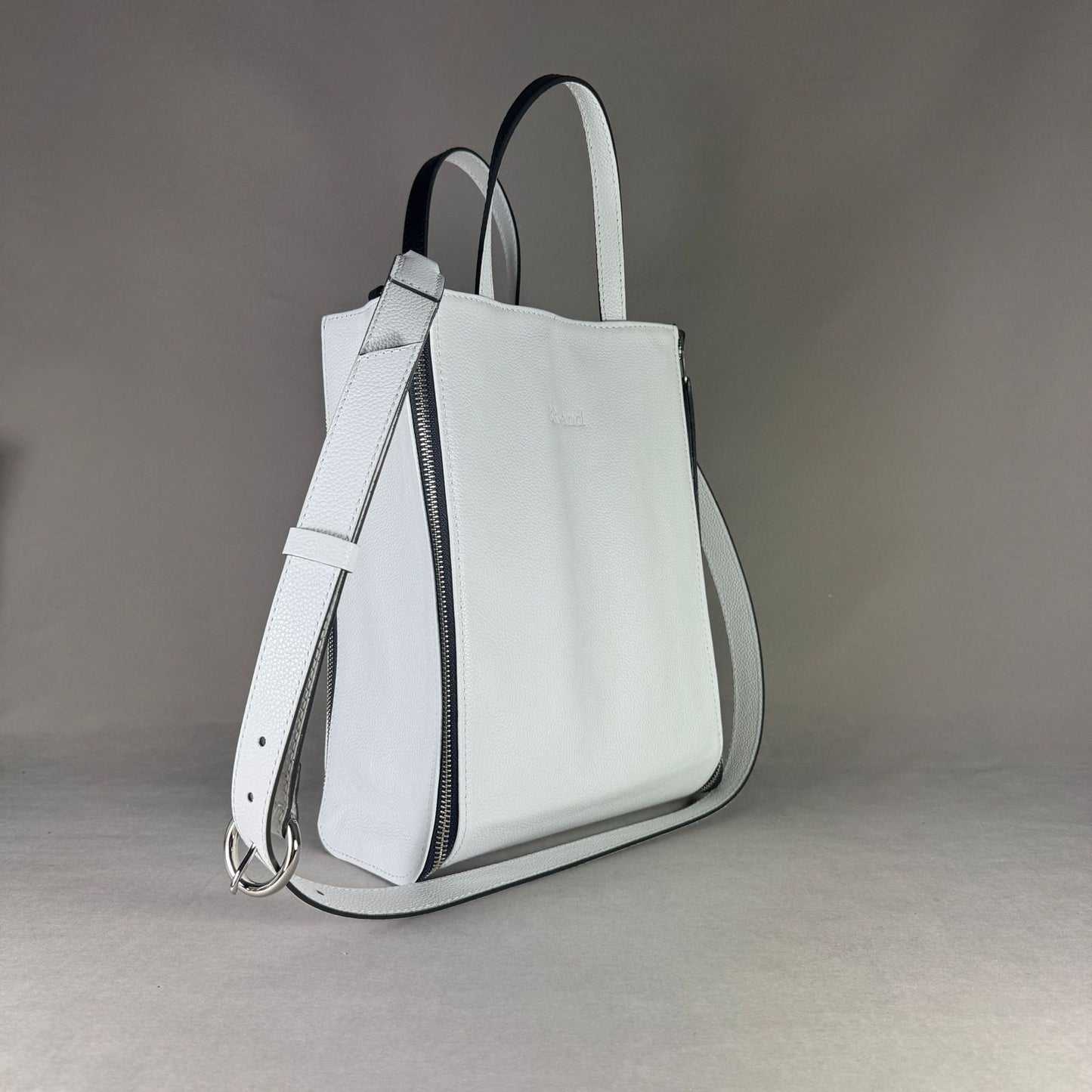 Beta Black & White Shopper – Sleek, Stylish & Reversible