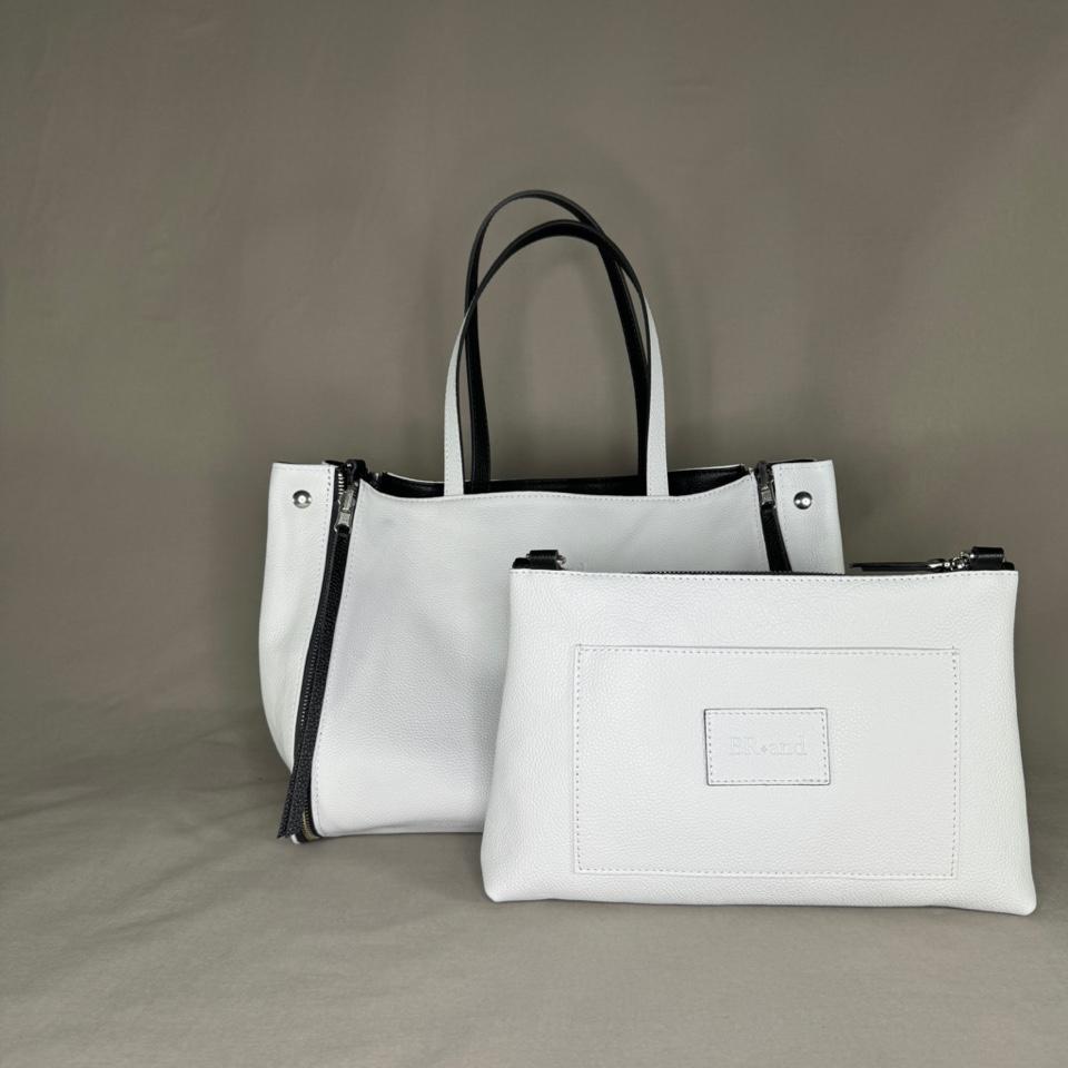 Alpha Milano Reversible Leather Shopper – Luxury & Versatility