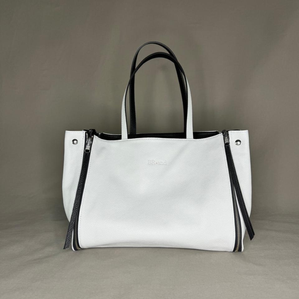 Alpha Milano Reversible Leather Shopper – Luxury & Versatility