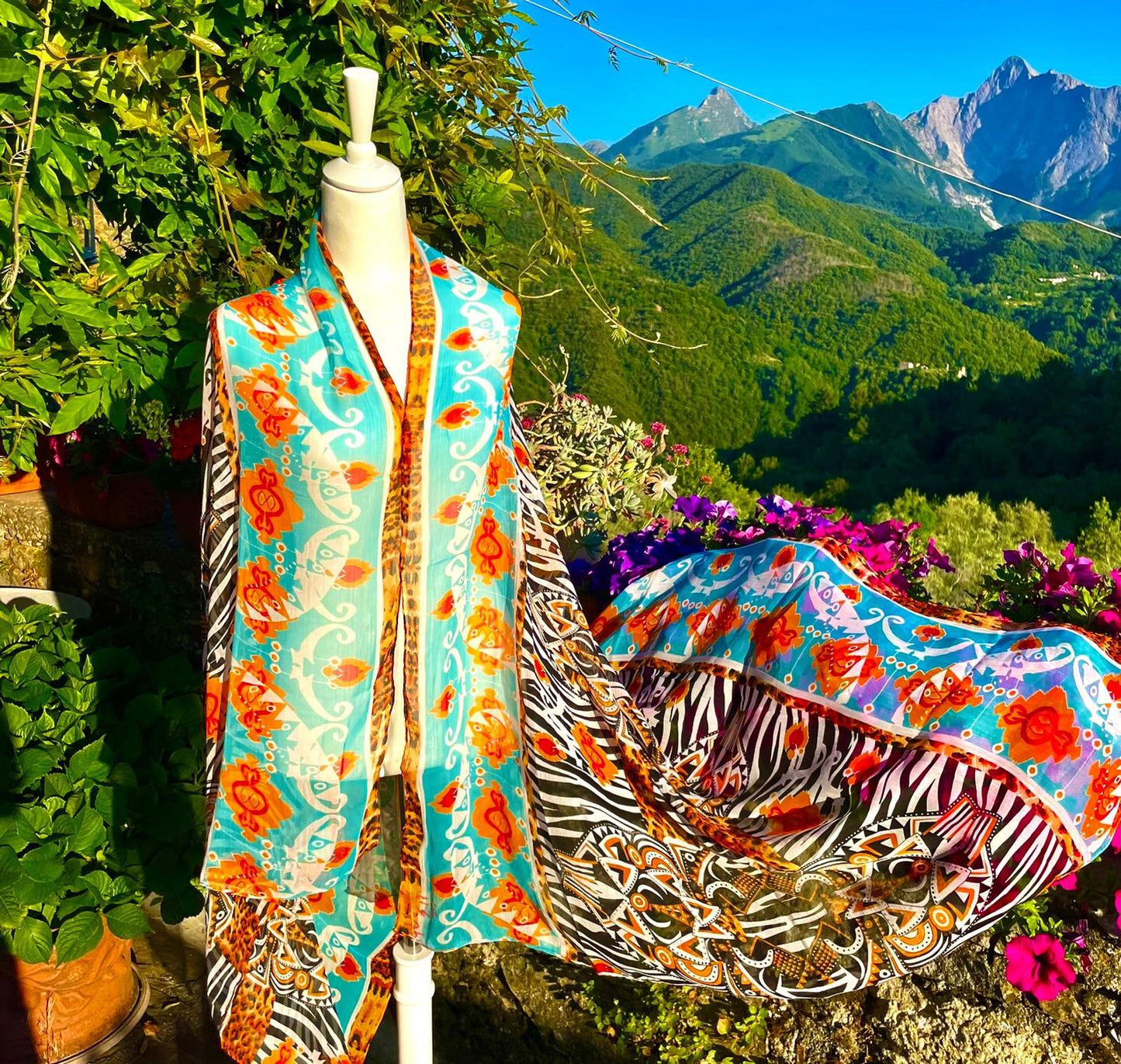 Amalfi Coast Treasures - Aztec Beauty