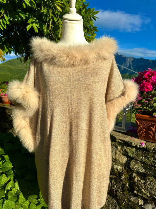 Super Soft Wool Cashmere Poncho Style Tops with Real Fur Trim