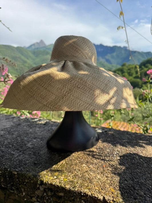 Natural Elegance – Shapeable Beige Summer Hat