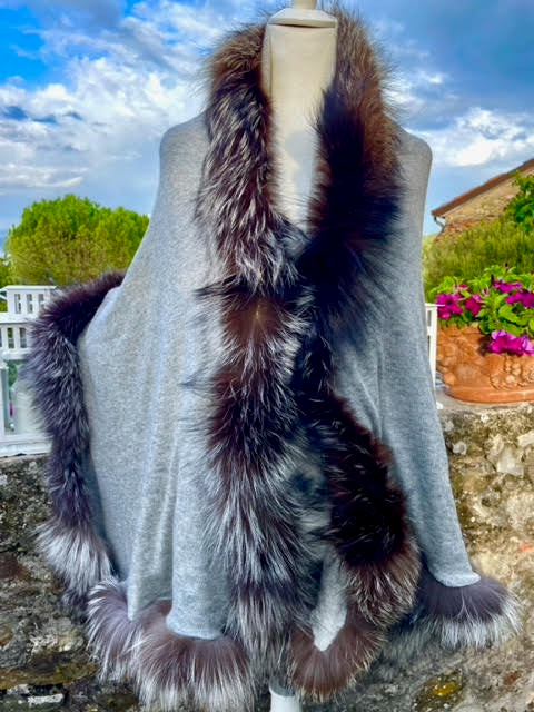 Double Shawl Cashmere Jersey with Silver Fox Fur Trim